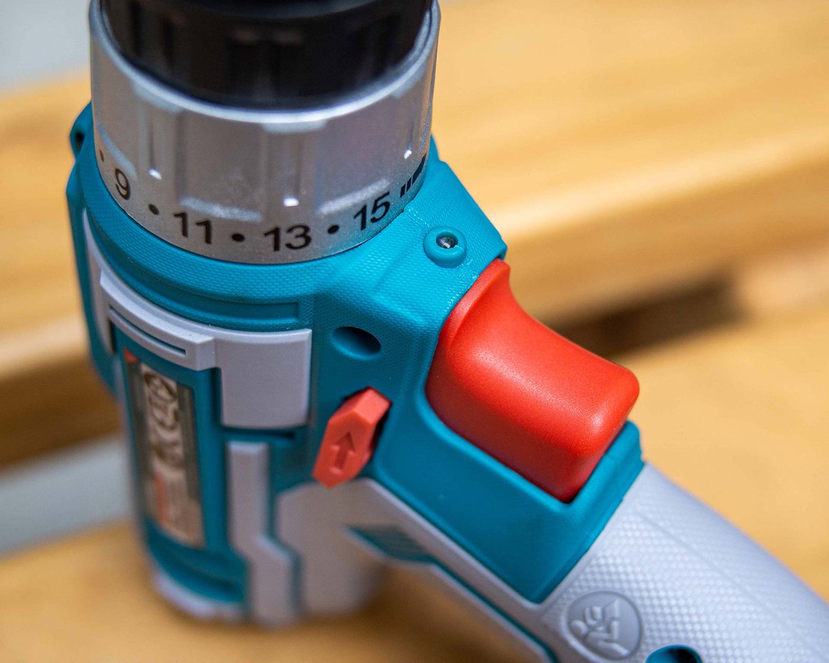 totaltoolsmy's tweet photo. Excellent power tool for home repairs and light work. TDLI20024 Li-ion Cordless Drill comes in a box that include one 2.0Ah battery and a charger.

#TotalToolsMY #P20S #drill #cordless #powertools #cordlesspowertools #battery #batterypowered #diy #homeimprovement #construction https://t.co/v3XHwovKcu