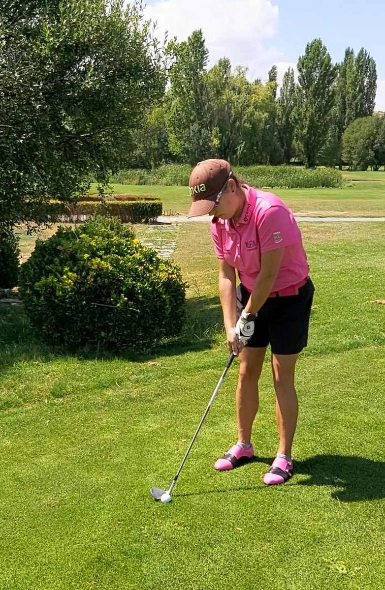 Marta13mj's tweet photo. ��😍 cómodos y elegantes @myos4golf https://t.co/8KpN5EOwZC
