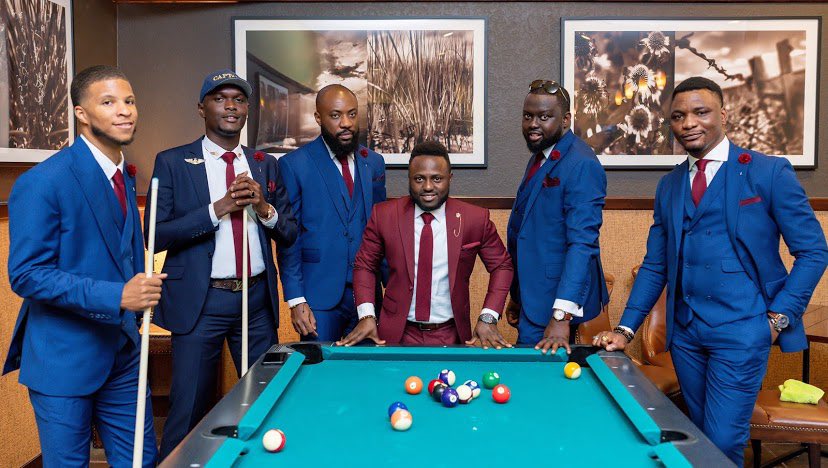 emehnoel's tweet photo. Hey Guys, I make really nice suits for @emehnoel_ofl brand, 

Please retweet 🙇🏾 https://t.co/r4zugUaGUp