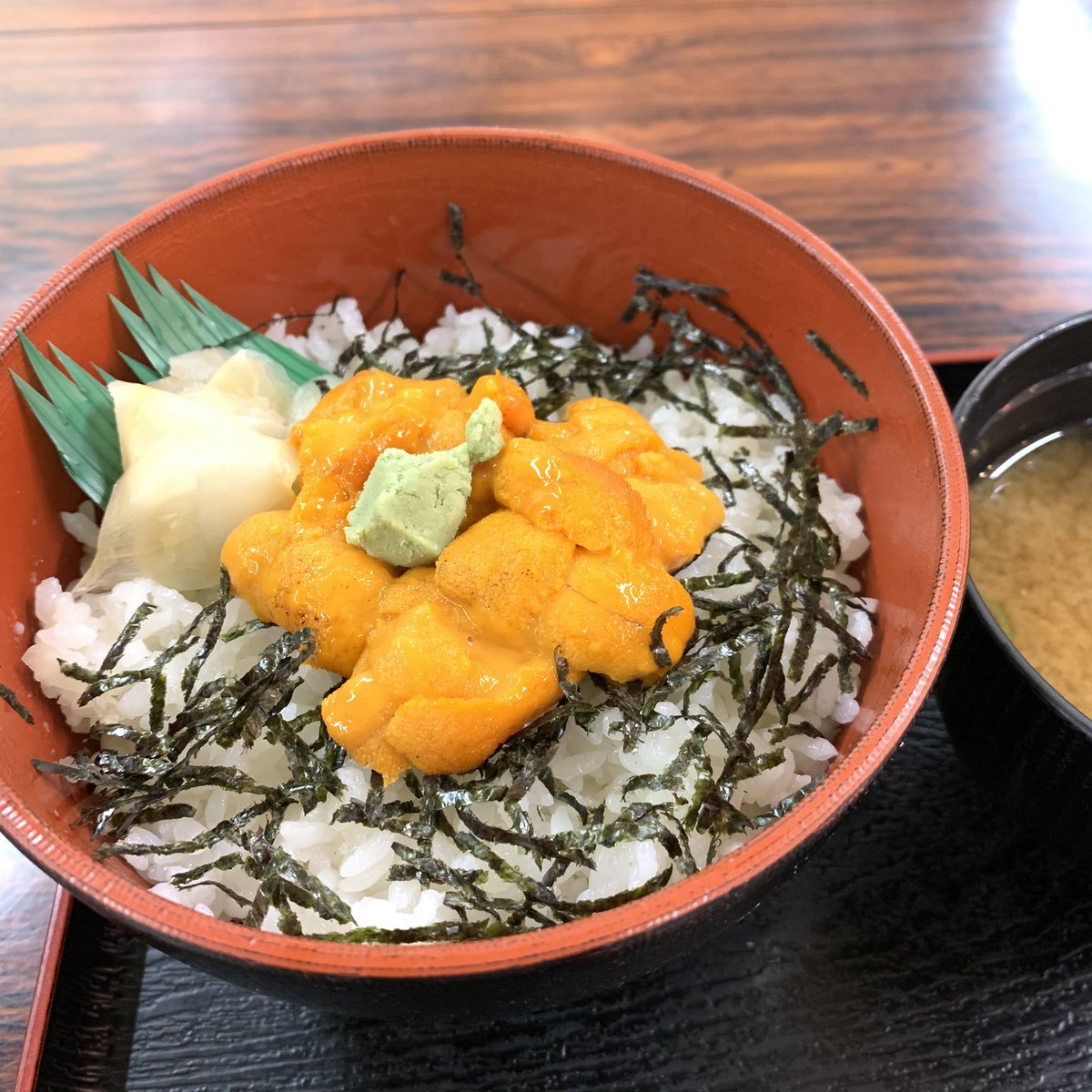 Kitam Xj6div ノシャップの漁師の店のウニ丼と釧路和商市場のウニ丼の比較 値段はほぼ同じ 味と量は段違い Kitam Xj6div ノシャップの漁師の店のウニ丼と釧路和商市場のウニ丼の比較 値段はほぼ同じ 味と量は段違い