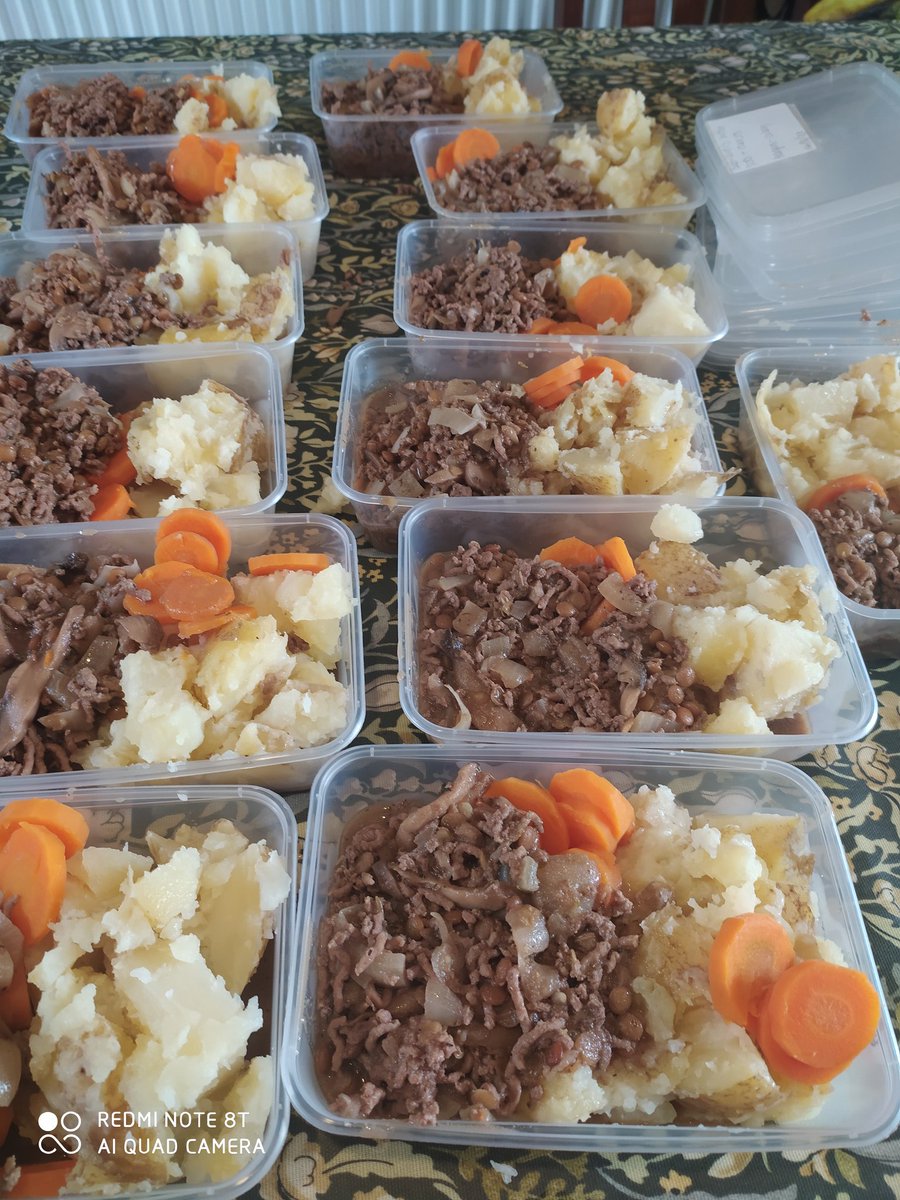 Dinners 😁😋 
<a href="/NottsCC/">Nottinghamshire County Council</a> 
<a href="/FareShareMids/">FareShare Midlands</a>