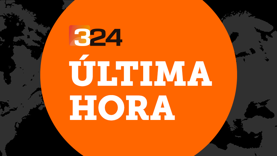 3CatInfo's tweet photo. ⚠️ #ÚltimaHora Es prohibeix fumar al carrer sense distància i es tanca l'oci nocturn a tot Espanya https://t.co/EGeRFNPpfe https://t.co/236BfjdMvT