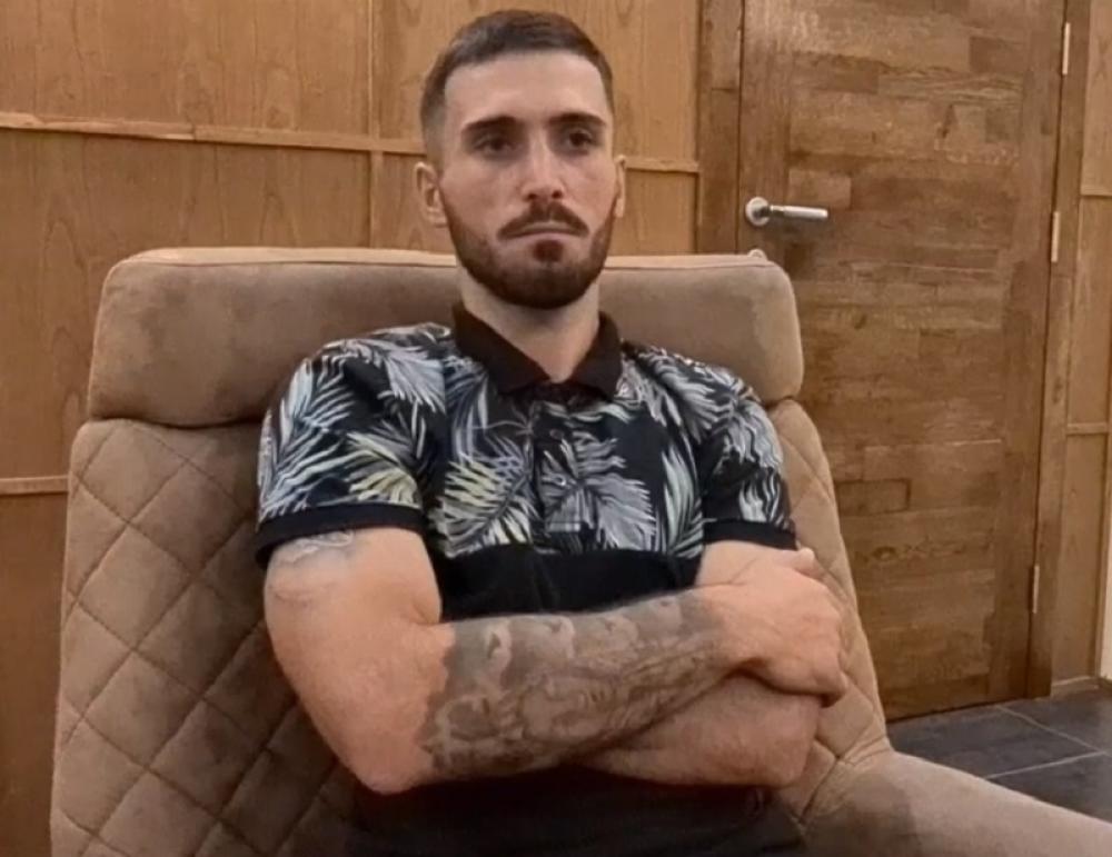 jugboy990's tweet photo. Parovi 😎Strahinja 🍆🍆🍆#harddick #serbiandick #reality #sexreality #serbianboy https://t.co/FqXJYdm90b