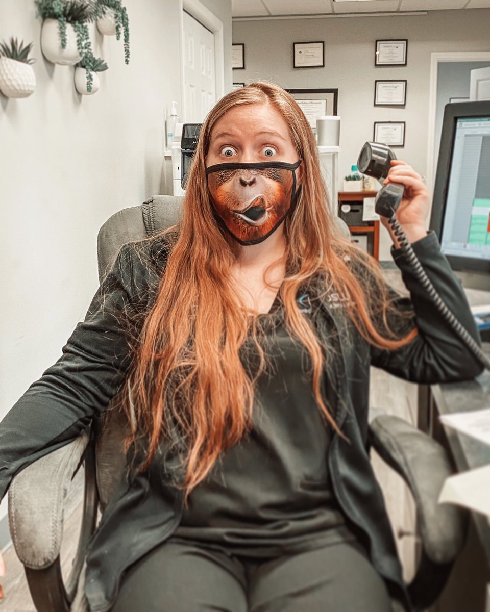 BSW_Soft_Tissue's tweet photo. Have we mentioned we love Sadie? Not only is she highly motivated and an awesome patient liaison, her sense of humor is just what the doctor ordered. Who doesn’t need a laugh these days? Happy Friday 🦧⁣
⁣
#employeespotlight #quirkysadie #upliftingwomen https://t.co/c4H8KAtCX8