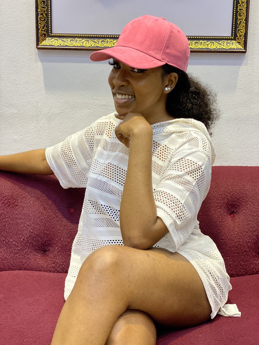 cURBAN_PLACE's tweet photo. Weekend starter pack 😍

Limited edition piece in sizes 8-12 only

N8,000

Baseball hat comes with it for FREE!

Send a DM
Or
Call/WhatsApp 08038438212

Instagram : @cURBAN_PLACE https://t.co/ZgRr4y180i