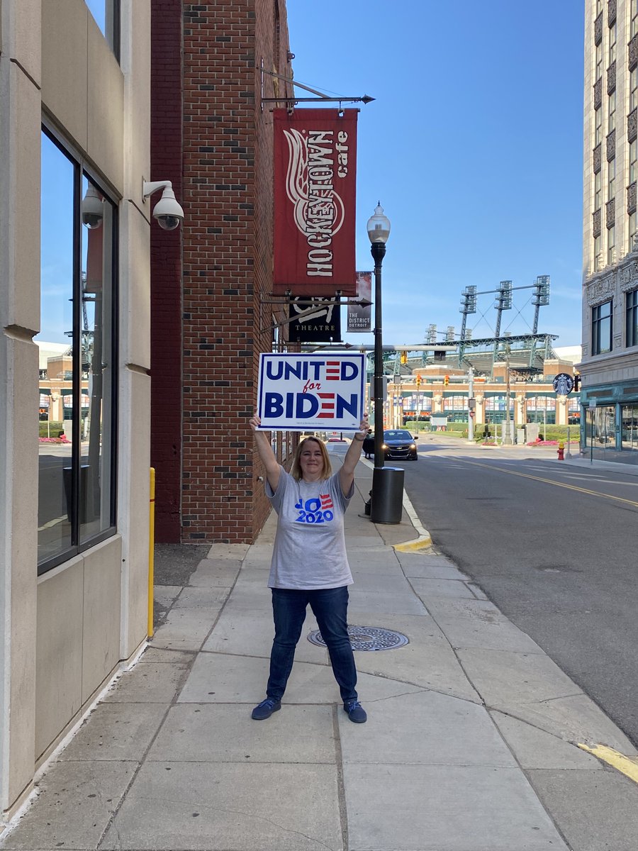  @BarnstormersUSA  #SignsAcrossAmerica  #UnitedForBiden  #WeWantJoe  @natkatsal Detroit Red Wings are part of the "Original 6" hockey teams in the NHL. Classic and enduring team. Named my kid Stephen after his uncle, but called him Stevie after Stevie Yzerman. 