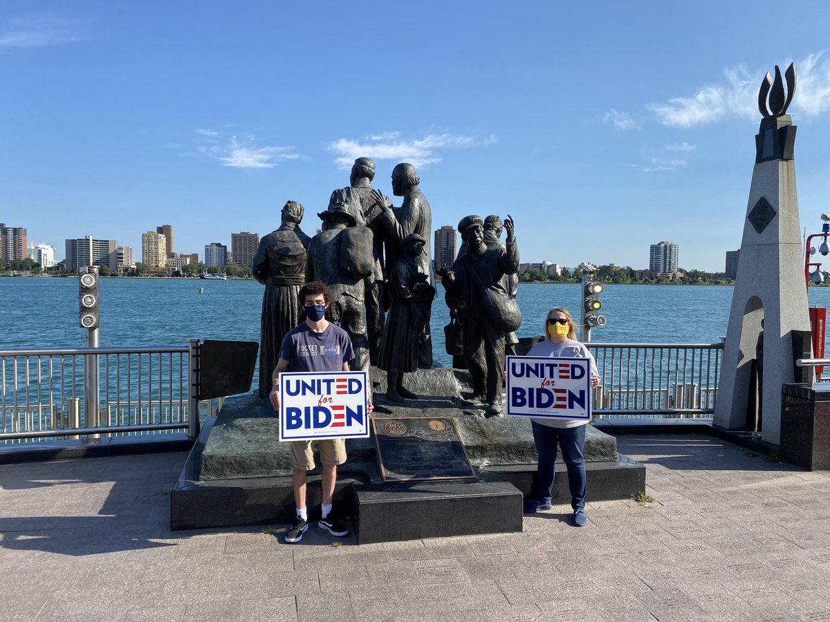  @BarnstormersUSA  #SignsAcrossAmerica  #UnitedForBiden  #WeWantJoe  @natkatsal Being so close to Canada, Detroit was also a hub for the underground railroad. Commemorated on the banks of the Detroit River is this wonderful international tribute to those efforts.