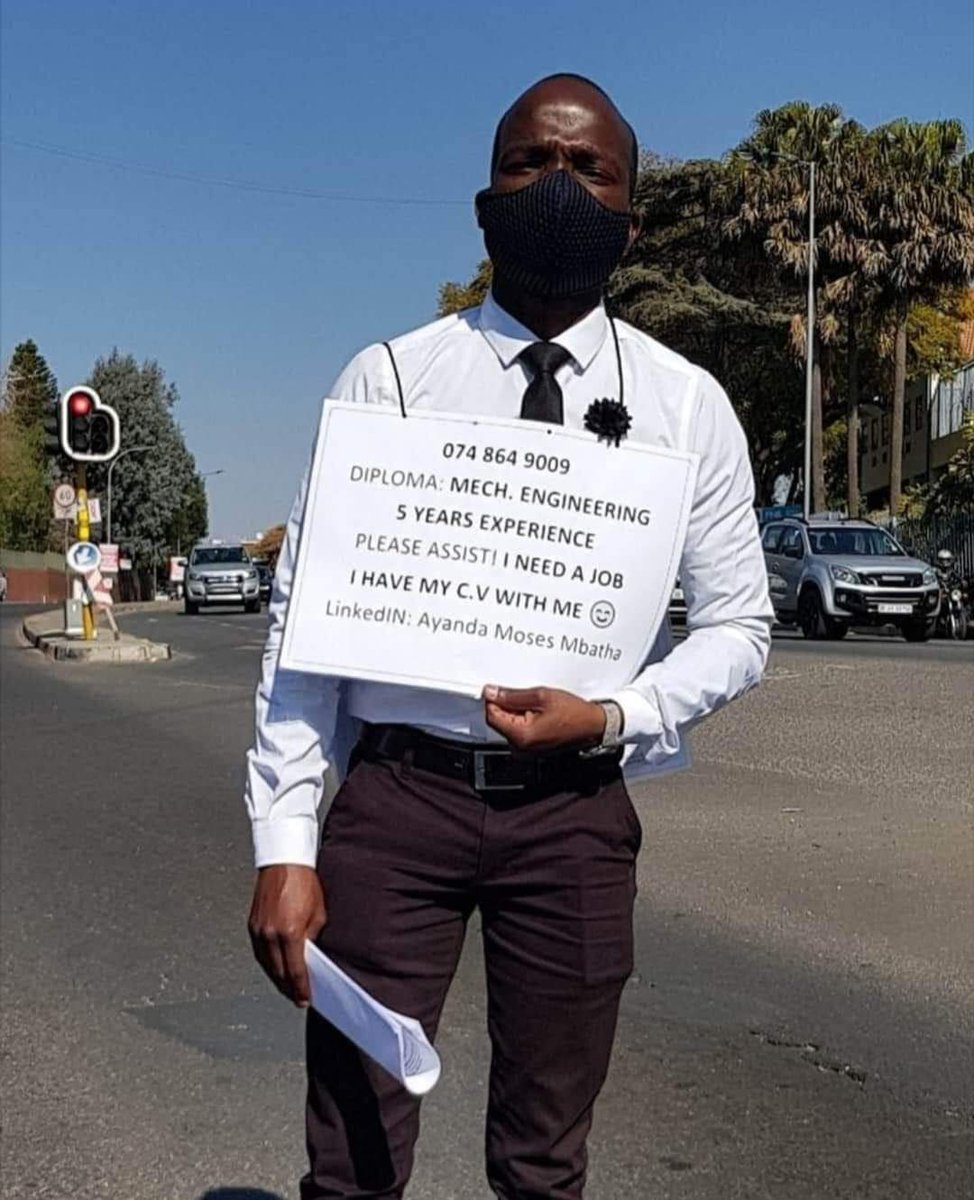 Man’s NOT Barry Roux tweet media