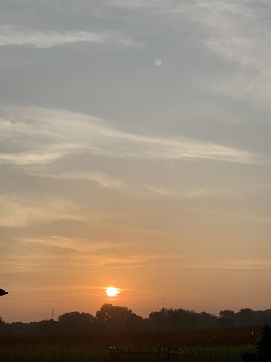 sarahnader24601's tweet photo. “You are CALLED to be brave, but the fear is real...what do you do?” How do you answer that question? Here’s to rising strong through all that is placed in front of us. https://t.co/vDbTE3ZUbf