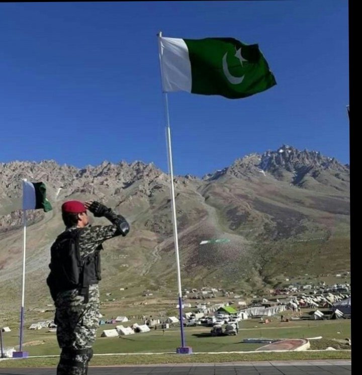 itsMishalkhan's tweet photo. اے خدا میرے وطن کی مٹی کو اپنی رحمتوں سےبھر دے اور پاکستان وطنِ عزیز کی حفاظت فرما بیشک تو ہر چیز پر قادر ہے
Pakistan zindabad❤❤🇵🇰🇵🇰
#14AugustAzadiDay https://t.co/sddnid4guw