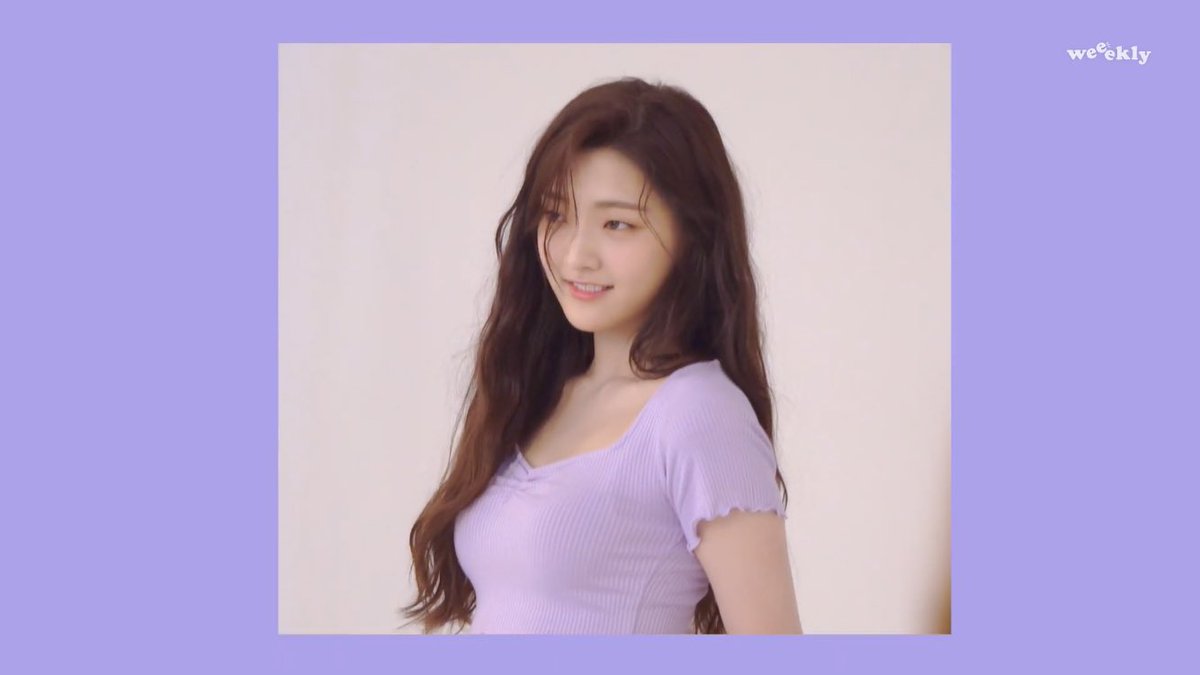 Park Soeun wearing purple  | a very necessary thread #Weeekly  #위클리  #ParkSoeun  #박소은  #Soeun  #소은  @_Weeekly