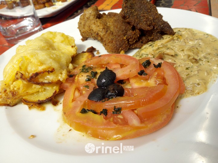 elkwaet's tweet image. #OrinelSnap #Dakar🇸🇳
LeDJOLOFF

#WithPhone #photography