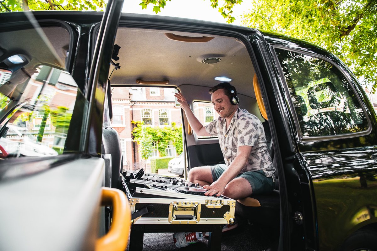 LonSecretGarden's tweet photo. We're bringing Silent Disco by DJ Taxi to London Secret Garden!

📅 – Saturday 29 and Sunday 30 August 
🕐- 12pm – 3pm or 3:30pm – 6:30pm
🎟️ - £50 per person with a minimum of four per table

Book now: https://t.co/15NsVJqnj0 
#SilentDiscoLondon #London #SilentDisco #BankHoliday https://t.co/3f7oDEDRJT