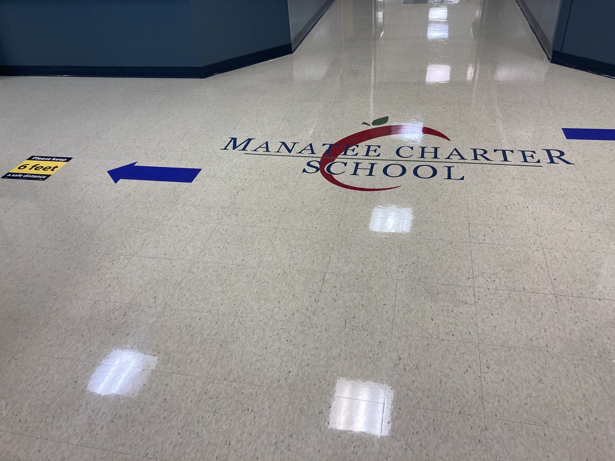 Manateecharter1's tweet photo. Manatee Charter School has added visual reminders to wash your hands and maintain social distancing. #csusaproud #mcspride #csusahq #gomantarays @CSUSAJonHage https://t.co/TinqQRWkDg
