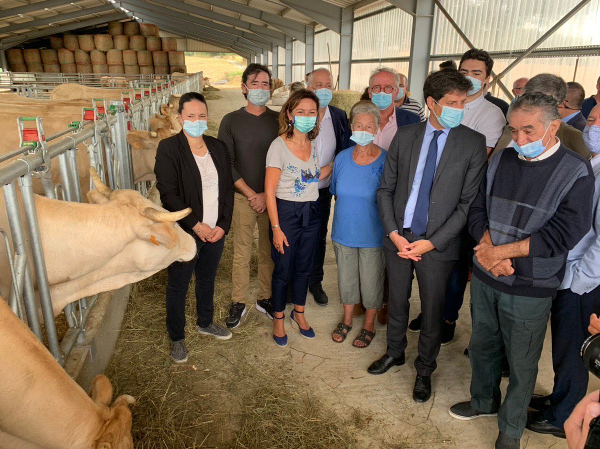 J_Denormandie's tweet photo. En Haute Garonne, aux côtés des agriculteurs pour les soutenir et les accompagner face aux difficultés liées aux aléas climatiques 

#secheresse https://t.co/4XzZcrmgDZ