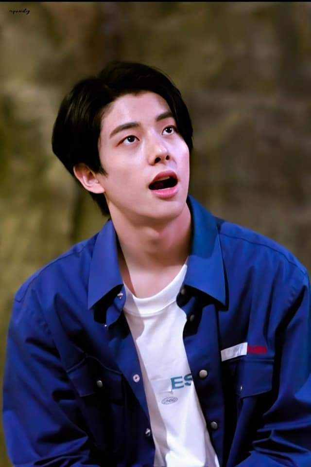 allaboutjjongg's tweet photo. are you even real jake??? take my heart please.... https://t.co/dRWM3LNQ61
