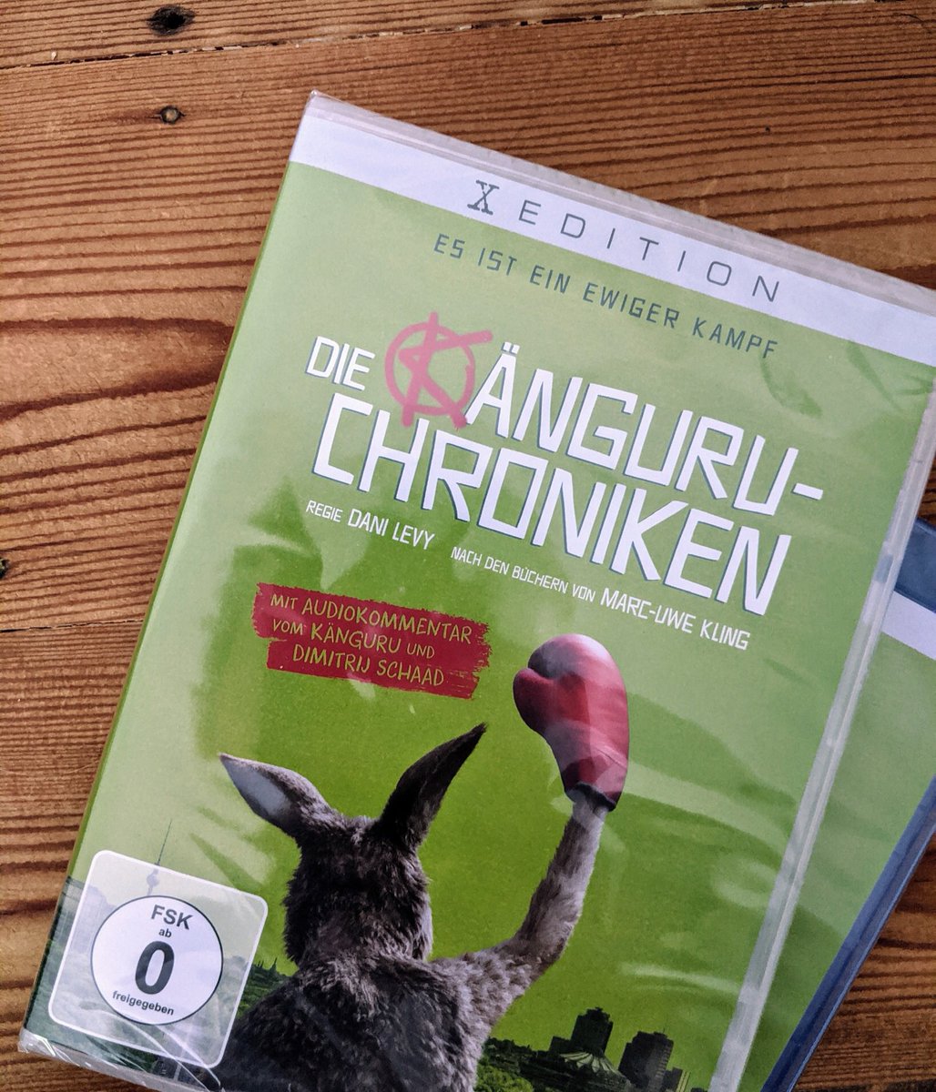 Marc-Uwe Kling (@realmarcuwe) on Twitter photo Ich habe gerade die ersten Exemplare erhalten. Ich denke: Das ist ein absolutes Kann für jede okaysortierte DVD-/BluRay-Sammlung!
Bestellbar ab sofort ...
... beim Filmverleih: shop.x-verleih.de
... bei mir im Shop: marcuwekling.reimkultur-shop.de Gewinne gehen an <a href="/exitdeutschland/">EXIT-Deutschland</a> Ich habe gerade die ersten Exemplare erhalten. Ich denke: Das ist ein absolutes Kann für jede okaysortierte DVD-/BluRay-Sammlung!
Bestellbar ab sofort ...
... beim Filmverleih: shop.x-verleih.de
... bei mir im Shop: marcuwekling.reimkultur-shop.de Gewinne gehen an <a href="/exitdeutschland/">EXIT-Deutschland</a>