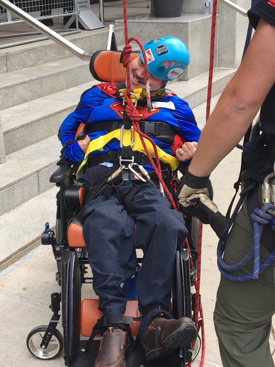 AndrewONielsen's tweet image. I was an @EasterSealsON kid.

They helped me when I was younger and now I want to help kids with physical disabilities like me have a better life.

I’m rappelling down a building in my ♿️ for #DropZone

Any amount helps - $5, $10, $20

Please SPONSOR ME.➡️secure.e2rm.com/registrant/Fun…