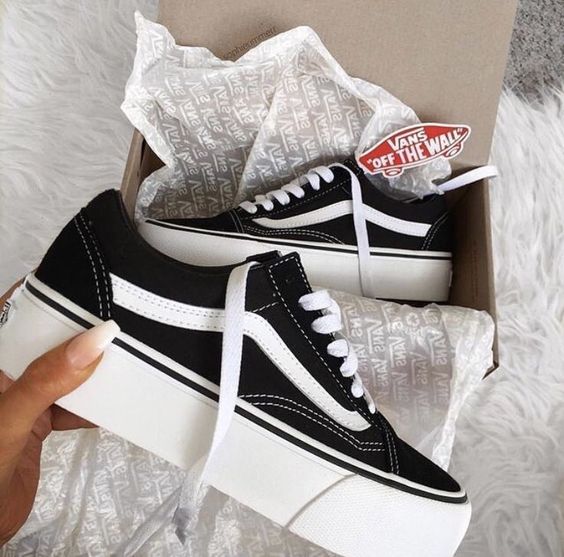 vansworldwide_'s tweet photo. https://t.co/LSjlI7pRAw