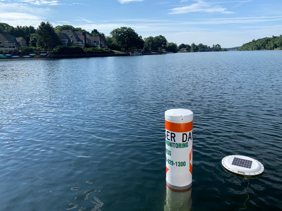 Worcester311's tweet image. Have you seen the new water quality monitoring buoys in Lake Quinsigamond? These solar-powered buoys will collect and send measurements to an online dashboard every 15 minutes, 24 hours a day, allowing us to track water quality changes in real time. #BlueintheWOO