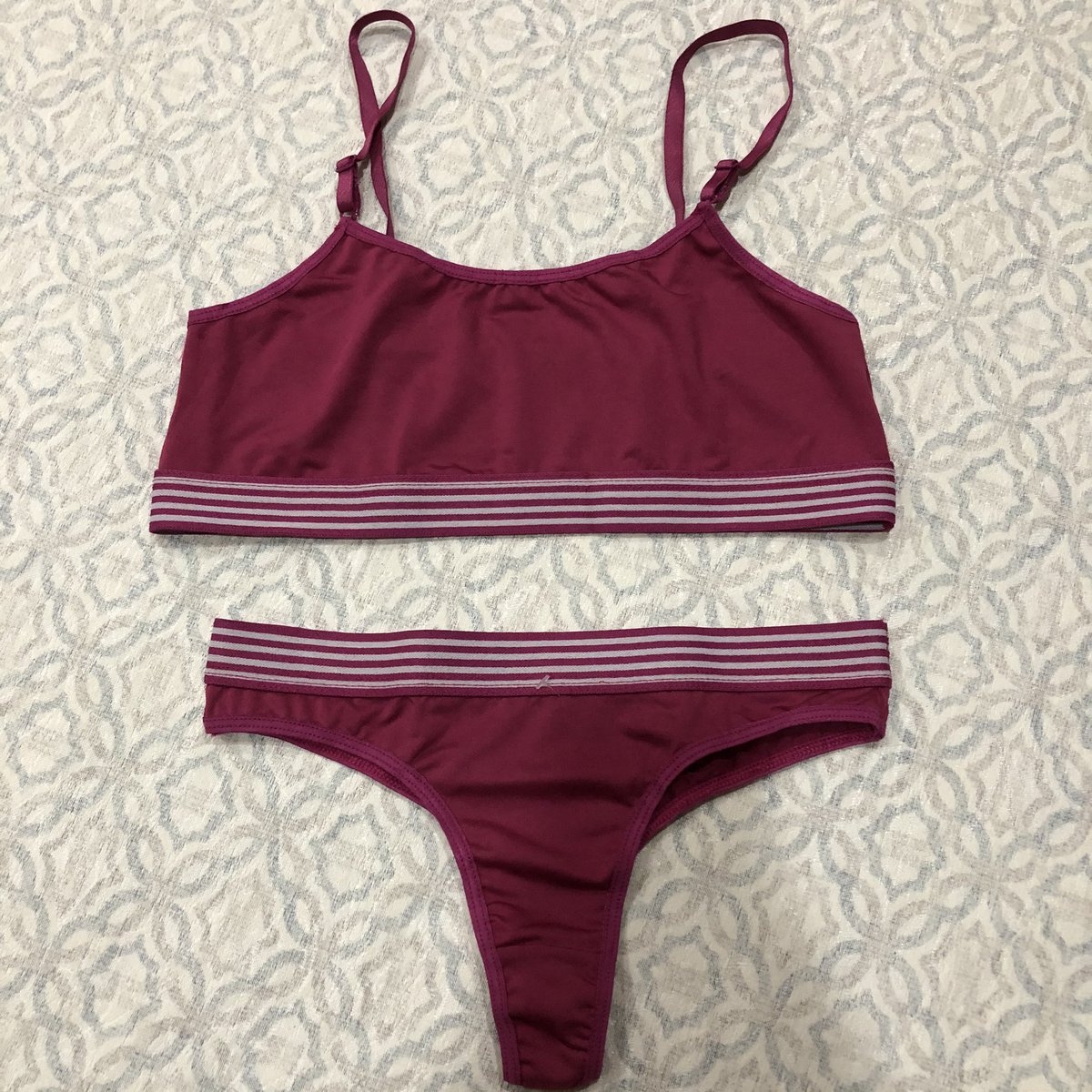 _pinkmulher's tweet photo. ✨Conjunto TOP sem bojo

TAMANHO: M
R$35,00

•Aceitamos cartões 💳
•Encomendas através do direct📲
•Entregas a combinar🚚
•Trabalhamos com pronta entrega e encomendas
📍RJ

#lingerie #mundomulherr #conjuntodelingerie #pinkmulher #modafeminina #sexy #mulheresempreendedoras https://t.co/ikrqmvZAjR