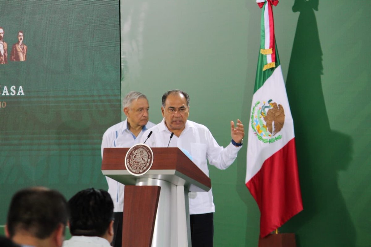 HectorAstudillo's tweet photo. Hasta antes de la pandemia, Guerrero presentaba índices de crecimiento económico, mayor inversión y alta ocupación turística, hoy ante la adversidad, estamos redoblando esfuerzos para sacar adelante al estado. #GuerreroVaBien https://t.co/RqcPdIRt45