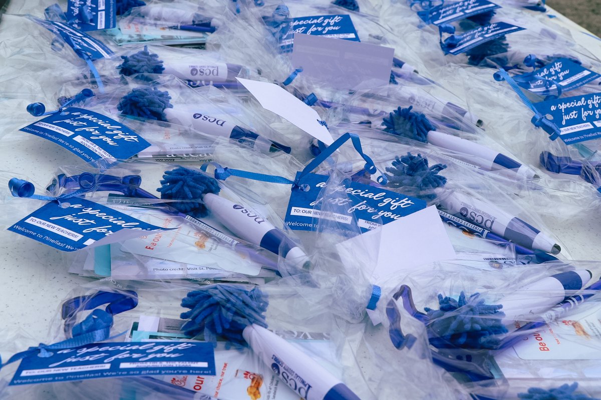ICYMI: We welcomed first-time Pinellas teachers on Wednesday with lunch, goodie bags, and a chance to see some new - and old - faces. Read the full story: ow.ly/j2Xv50AZsIn