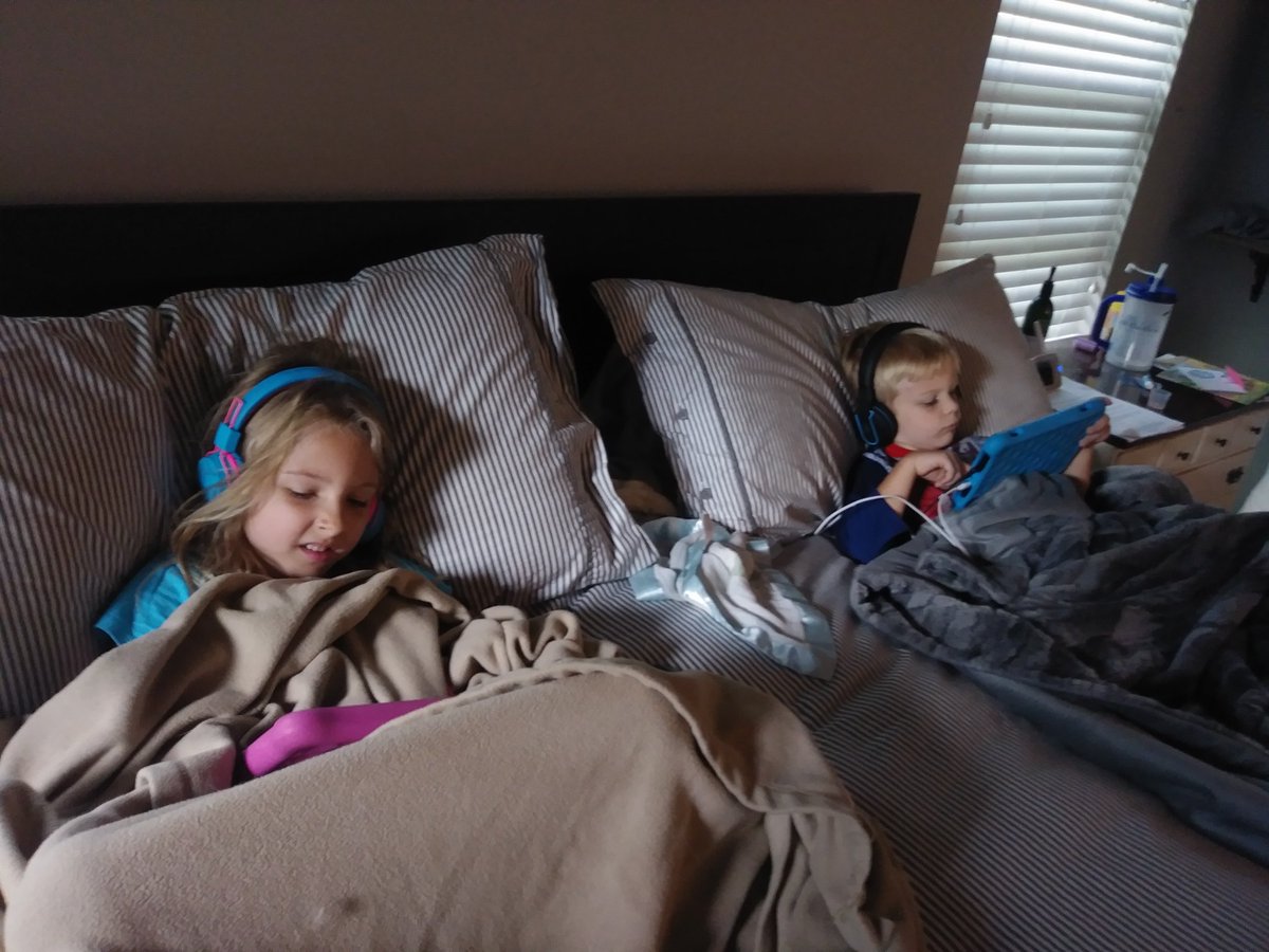 Lots of meetings today means tablet time for the kids!
#WeGotThis <a href="/TISDWWJHS/">Willow Wood Junior High</a> #WWJHS_LOTE 
#MomsGottaGetStuffDone 
#DontWorryTheresABikeRideLater ;)