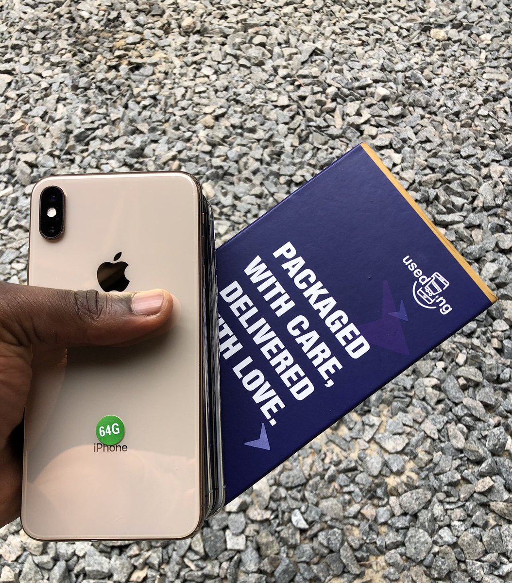 Usedphones_ng's tweet photo. DRIP 💧 is BACK
iPhone XsMax (64GB) 
PRICE: 275,000
GRADE: A+
COLOR: Gold, Black, White
Send a DM or call 07086007974 to place an order. 
Nationwide delivery available 🚨 
#usedphonesng #ukused #apple #nigeria #ukusedphones https://t.co/tuGBFqvzEe