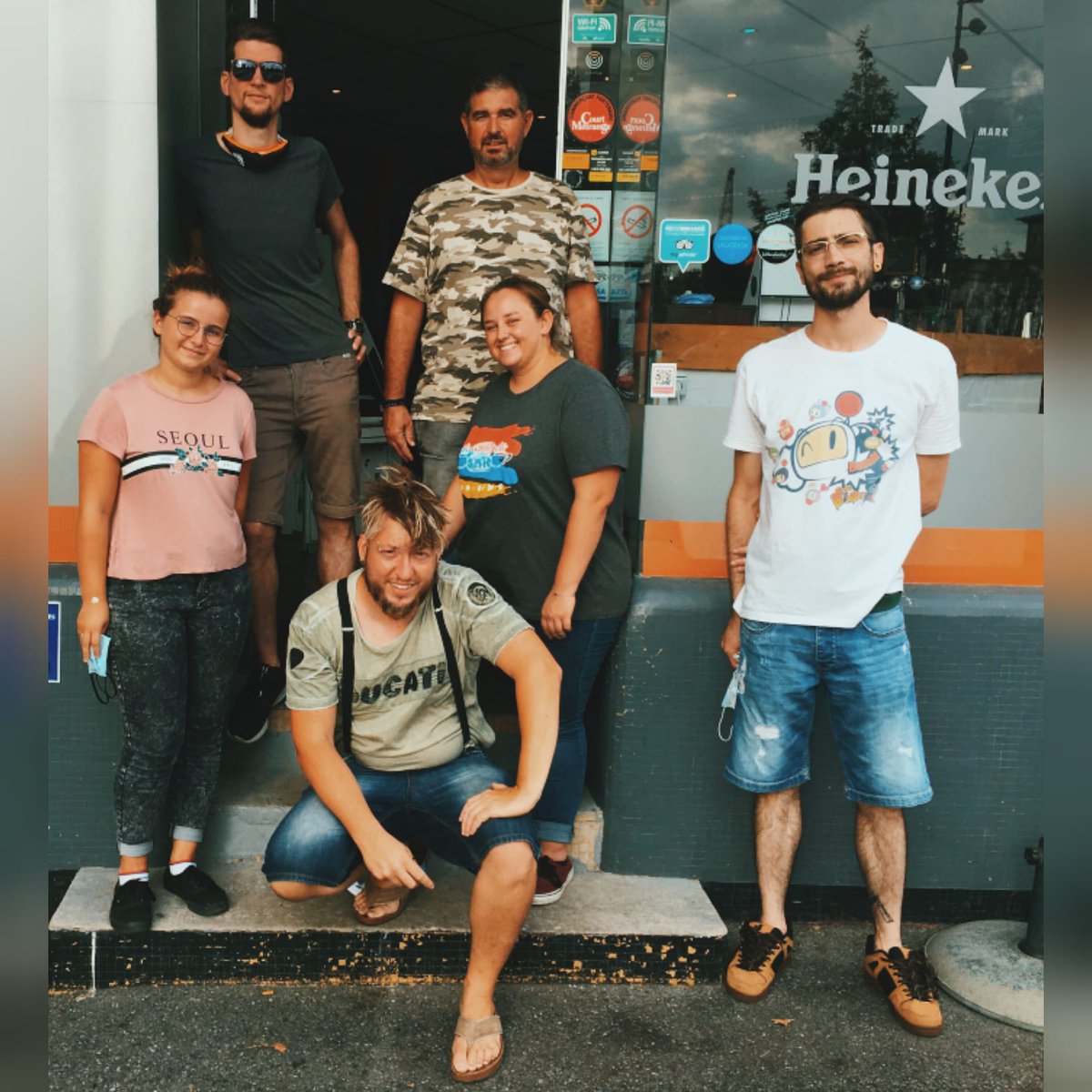 We were with <a href="/WpZToulon/">WarpZone Toulon</a> this week for the formation in our bar in Rennes @WpZRennes 🧡