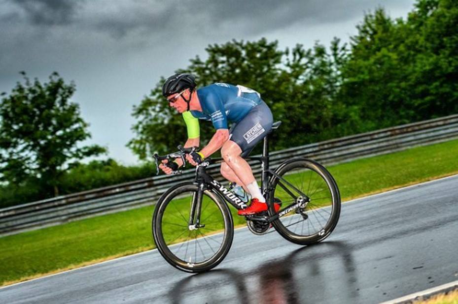 Sunglasses for All Light Conditions.
In the UK...there is always the threat of rain.

Our innovative Chromafusion® 2.0 sunglasses come with the added benefit of waterproof lenses.

sunwise.co.uk/collections/ch…

Don't let a bit of rain stop you from reaching your goals.