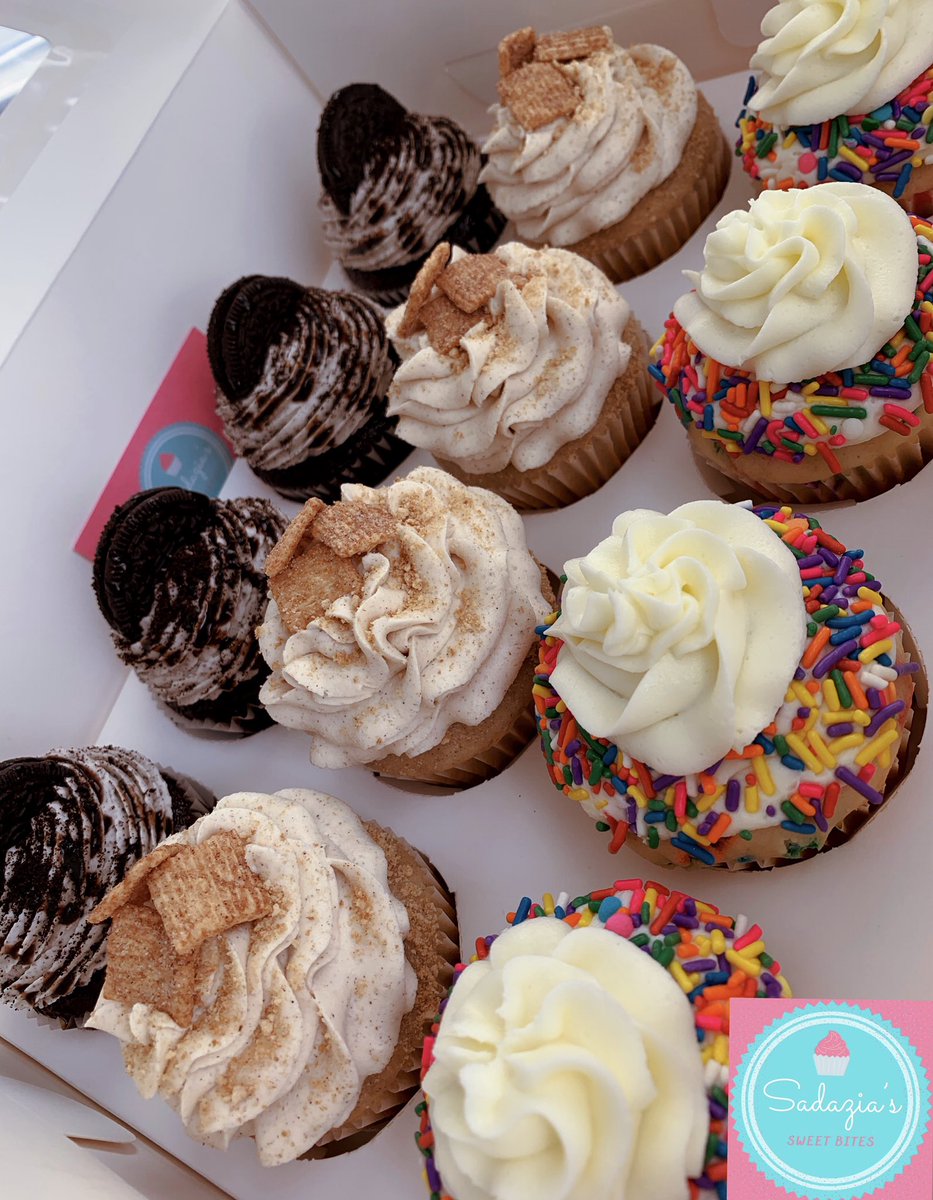 parlayprobs444's tweet photo. It takes $0 to retweet and help get my new cupcake business some exposure 🥰 Sadazia’s Sweet Bites is my home bakery business that’s based in Charlotte, NC! I specialize in cupcakes, but I have many more special sweets coming soon 🥰💕 These are some of my variety packs 🤤 https://t.co/wgfAZHn2IH