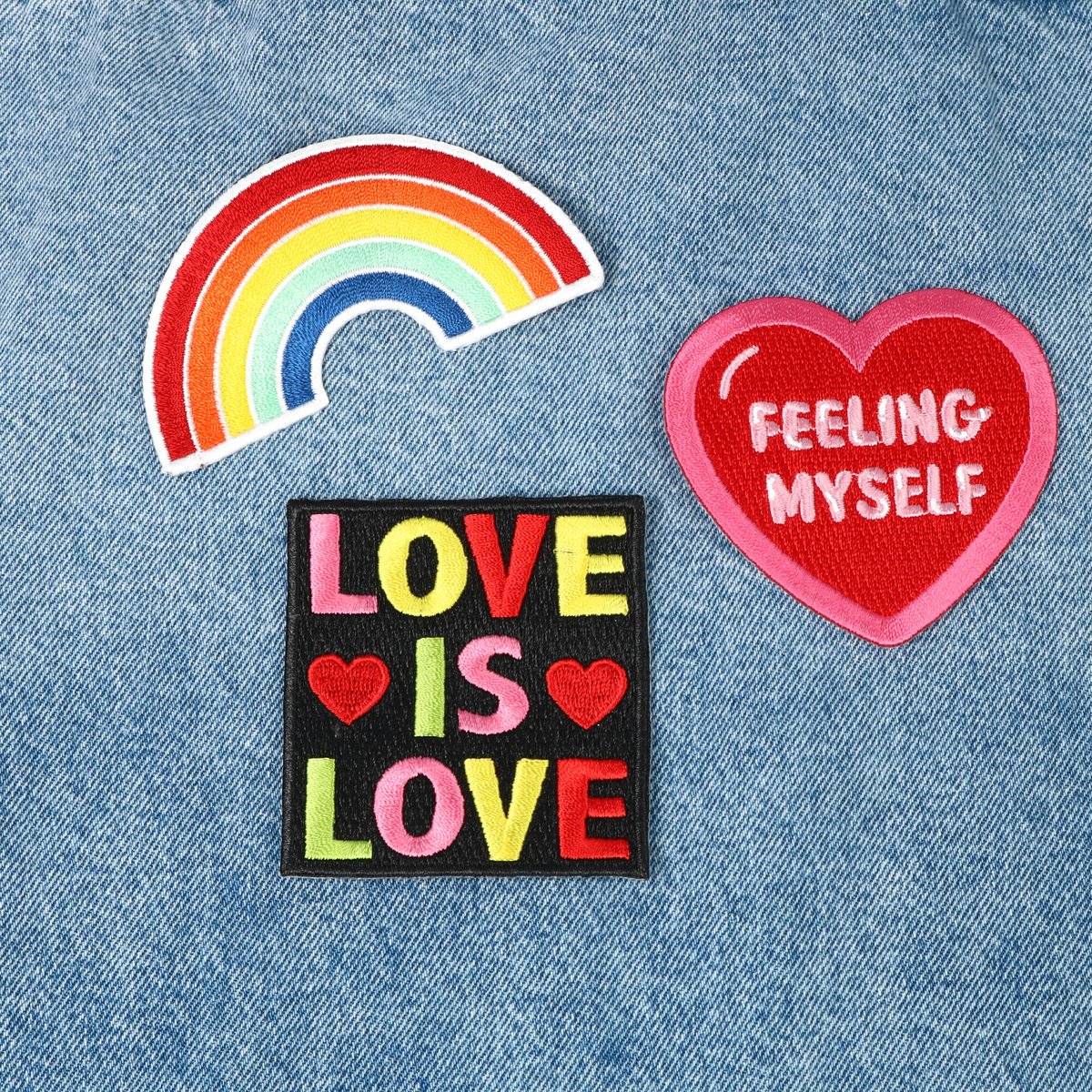PinFactory's tweet photo. Create your custom patches with us using the link in our bio 🛒
#custompatches #irononpatches #enamelpins #sewonpatch #clothingpatch #etsyseller #custommerch #indiebrand #embroideredpatch #custommade #patches #fashionpatches #clothingpatch #fabricpatch #customisepatch https://t.co/WGc2cqvny9
