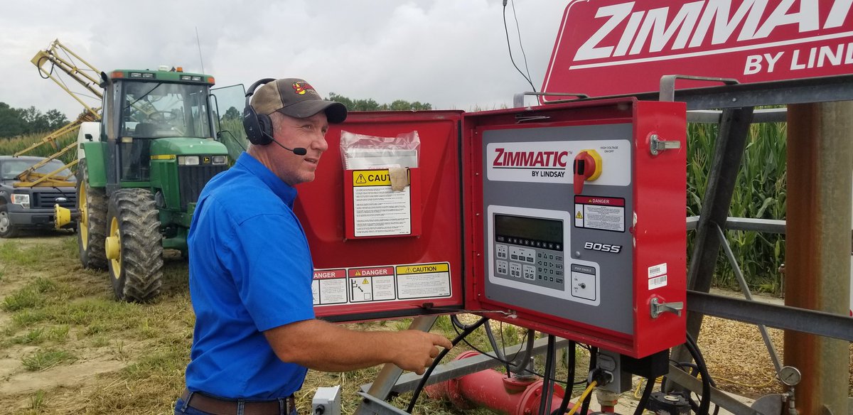 DEagronomy's tweet photo. Our irrigation guru @UDIrrigation explaining our variable rate irrigation pivot to a LEAD Delaware webinar. Right before the rain drops on us. @UDExtension @CarvelUD https://t.co/7MIPWCCwGk