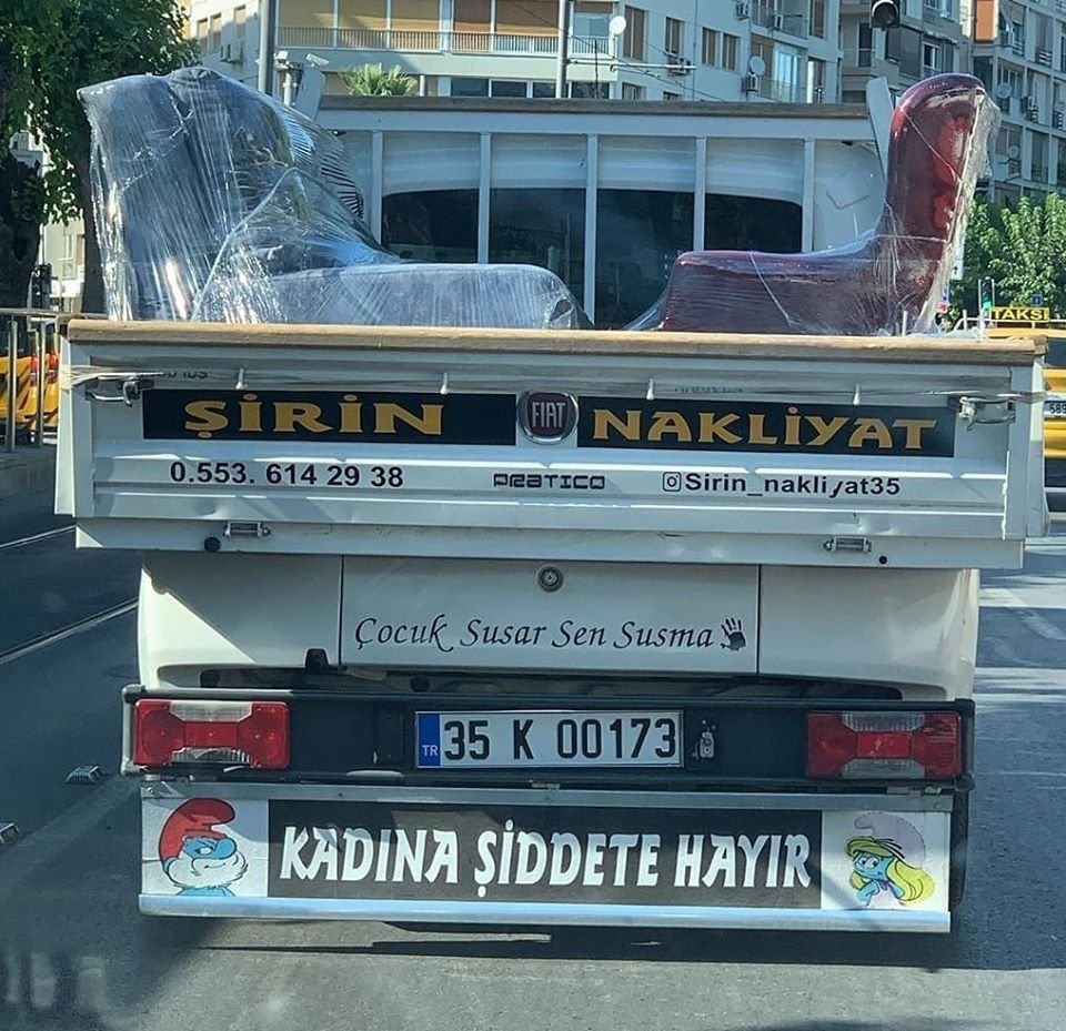 smhcelenk's tweet photo. #şirinler bilinç taşıyor... https://t.co/T7fEqAanoy