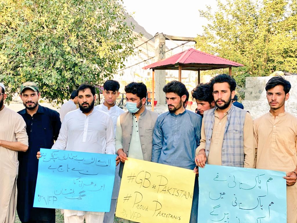Voice_OFGB's tweet photo. There is no power that can undo PAKISTAN🇵🇰
 GB-part of  Pakistan🤍💚
Our identity-our Pakistan🤩
We have faith in our words And pride in our hearts✨
Our integrity falls for Pak✌🏻
Our loyalty with Pakistan🤝🏻
Happy independence day🇵🇰🇵🇰🇵🇰
@RandhawaAli @pamirtimes @DCGILGIT https://t.co/GmTQpi2gOE