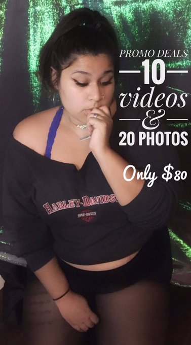I have a model who needs some new supporters ! Please go support her content at Modelchloe3 on IG or<a href="/tag/mvsales"class="tags"><span>#mvsales</span></a>