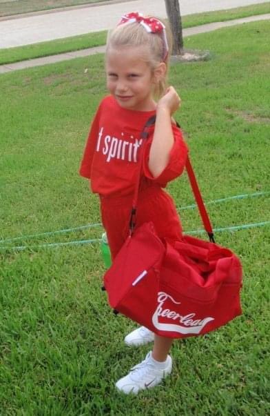 Mamma_Ritchie's tweet photo. This little girl is moving into her college dorm at Trinity University in less than an hour #Trinity24 #proudmom @littlerichhi https://t.co/hLsmOpVgit