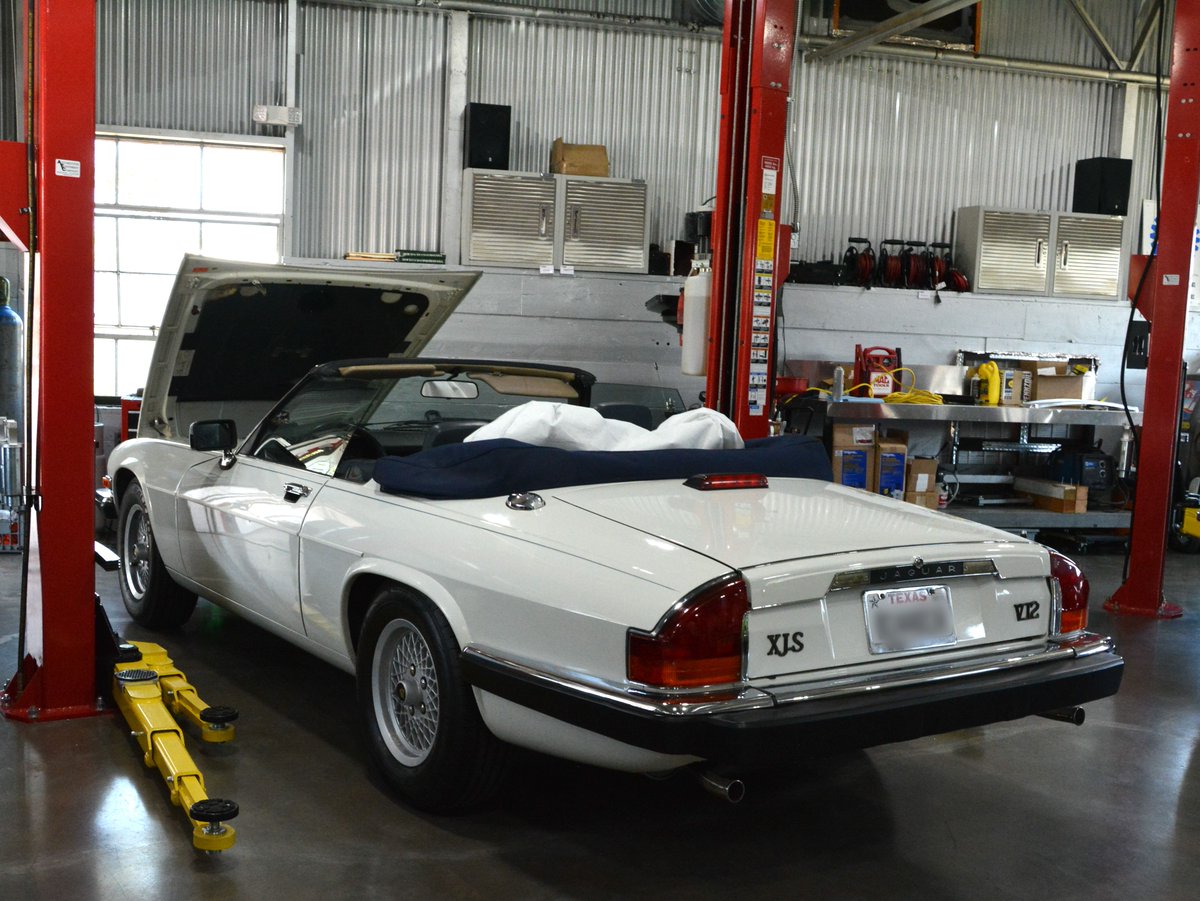 torqqe's tweet photo. Check out this super clean Jag XJS that came in the other week -- only 12.7k miles on the clock! You don't see that every day.
--
#Torqqe #Austin #ATX #ATXCars #AustinTech #JaguarXType #JaguarType #JaguarClassic #JaguarAustin #jaguar #etype #ftype #performance #performanceshop https://t.co/wLCfA12k4X