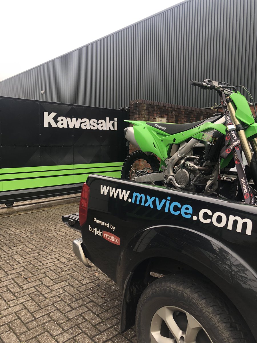 jamesburfield's tweet photo. Had to get the beast upgraded with a new power band today 🙌

Steve Tam Green Guru has said he’s never seen a bike ridden this hard. 

#teamgreen #factoryrider https://t.co/terrr2vmzJ