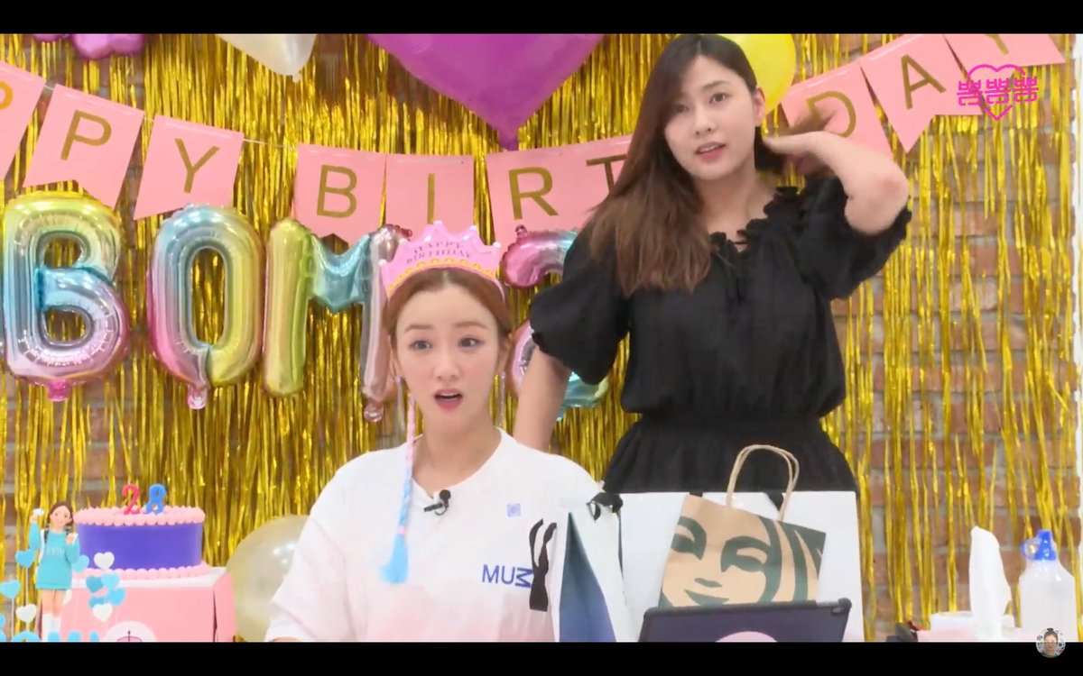 hayoung rly said surprises bitch i came n appeared (got a shock too i didnt expect this and she legit just barged in GNFAKJFNDJK love this tho)