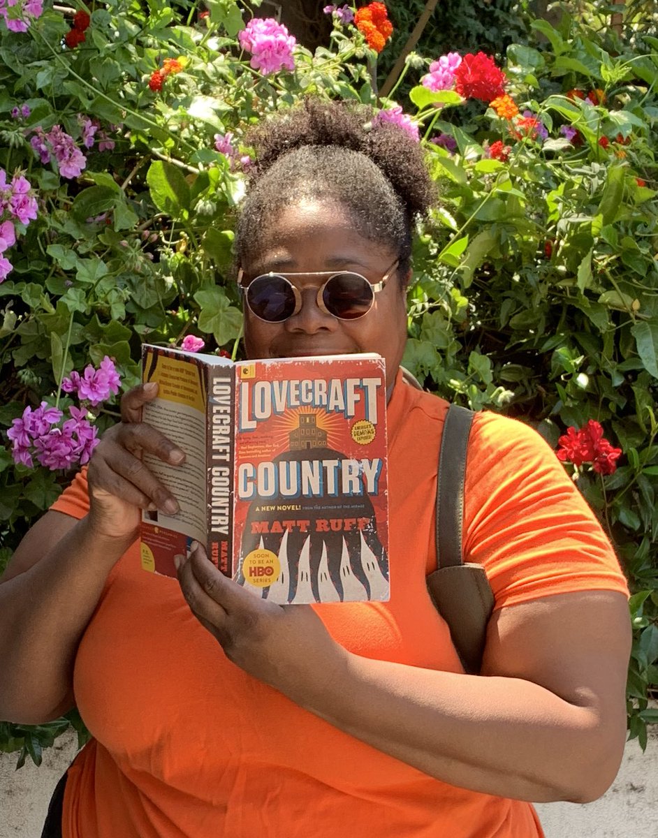 cherry_LA's tweet photo. Reading with flowers 🌺 Lovecraft Country @bymattruff before the series premiere August 16th at 9PM on @hbo @AmalgamPhilly in my @bohten sunglasses and @LifeOnAutoPilot bookbag #GiftFromHBO #Lovecraftcountry #AmalgamPhilly #MattRuff #bohten #lifeonautopilot #book #Flowers https://t.co/CRZS3WDMjX