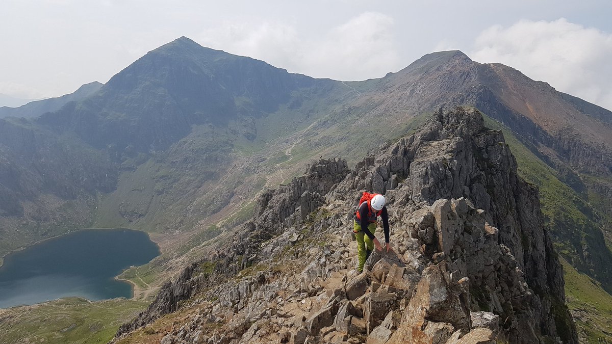 OranjeBergsport's tweet photo. A nice final day with Mark for @jaggedglobe the alpine style journey of Clogwyn y Person Arete and traversing Crib Goch
North Wales delivers again on a hot day
#snowdonia #alpineering #mountaineering @ami_professionals https://t.co/uUgcizDZqJ