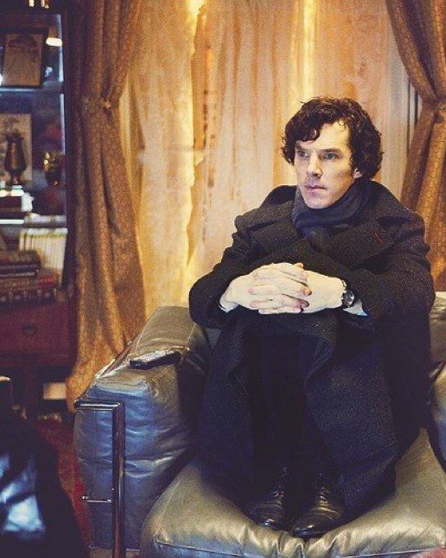 justmel_li's tweet photo. #MyFirstCumberbatch 🖤 https://t.co/MGuZcU8zba