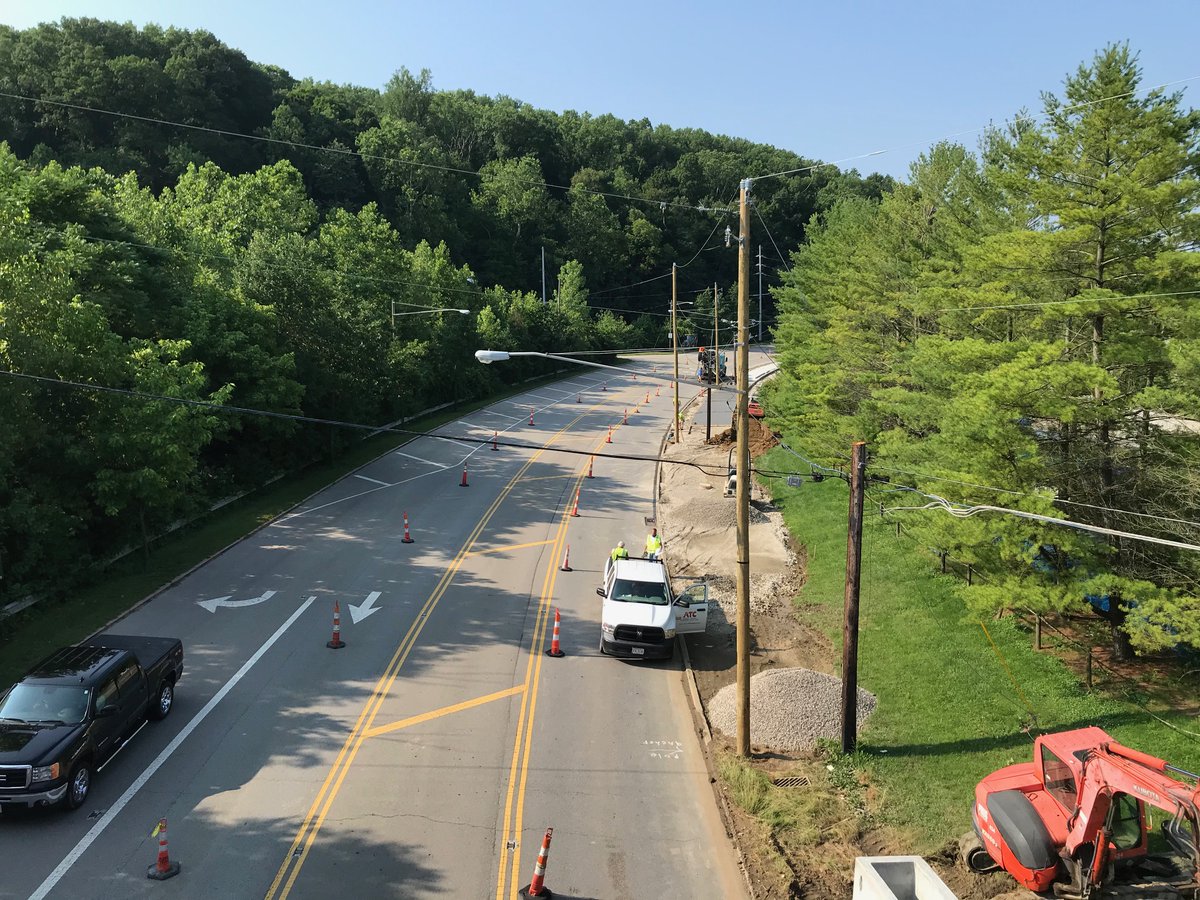 WeMoveCincy's tweet photo. California, Ohio River Trail Update: Crews continue to pour concrete as this segment of trail takes shape. It runs parallel with Kellogg Ave b/w Salem and Sutton roads just east of  Lunken Airport. @WCPO @FOX19 @Local12 @CincyPD @MtWashingtonCC @cincinnatimetro https://t.co/f1C1gKGU1F