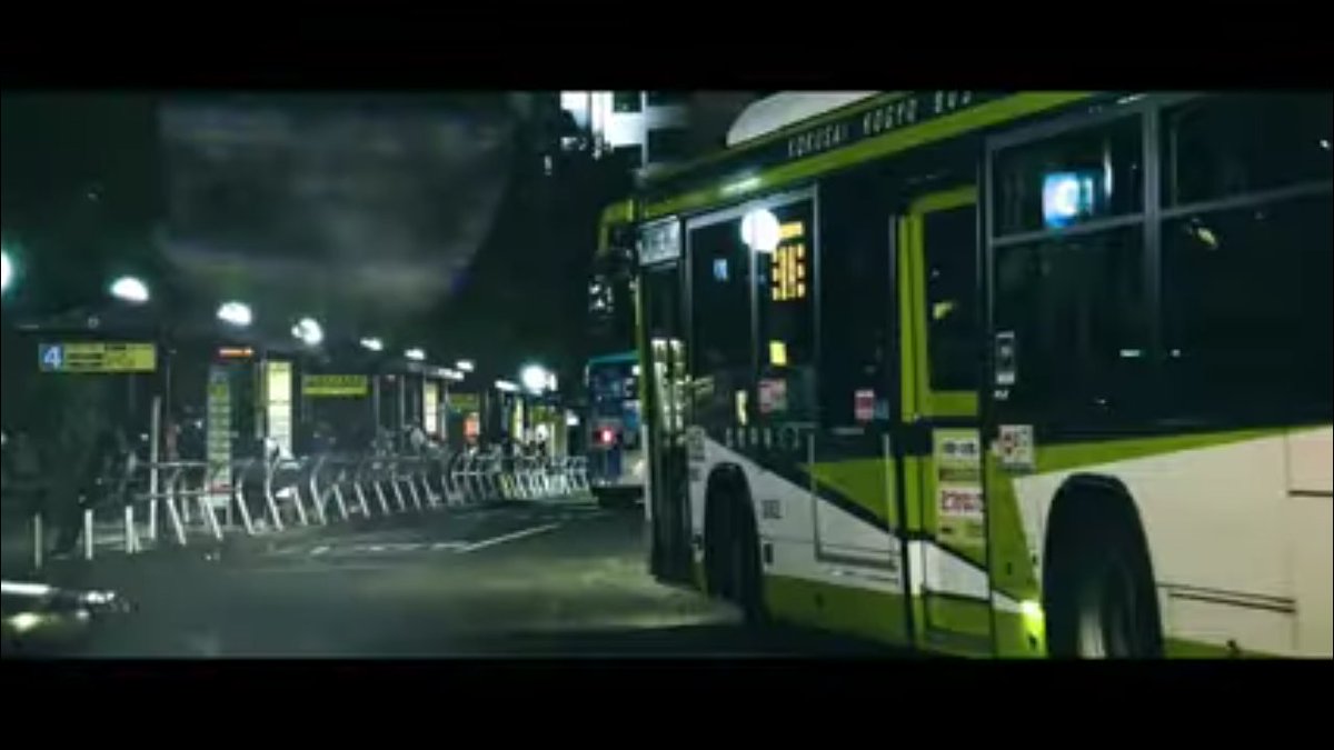 特急サロベツ ｐｖに国際興業バスが登場して となった 深夜急行バスは主に池袋 赤羽発だが 何のサインだろ Negicco