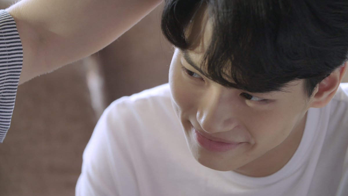 GMMTV's tweet photo. ขอแค่มีเธอเท่านั้น เท่านั้นพอ...

#ยังคั่นกูEP1 #Still2gether
#GMMTV #GMM25 @bbrightvc @winmetawin https://t.co/XbgfddvzpS
