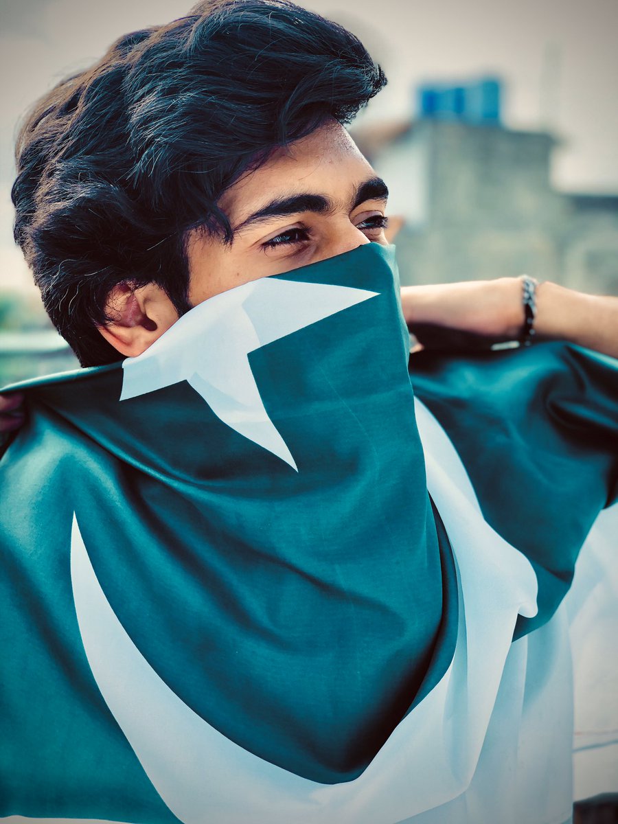 Guys Appreciate my Azadi💚😁
#HappyBirthdayDearPakistan 💚💚