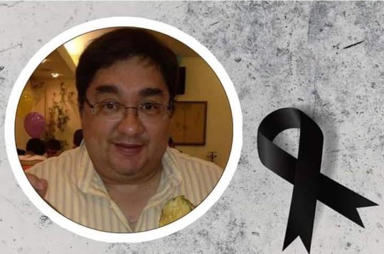 MonicaMateosV's tweet photo. Falleció el Dr Guillermo Enrique Flores Solano, jefe de Terapia Intensiva del HGZ 8 @Tu_IMSS, tras 7 dias intubado por Covid, QEPD, otro héroe caído que ayudó durante varios meses a muchos enfermos. Un minuto de silencio y nuestro agradecimiento eterno 🙏🏼🥺 https://t.co/p9bMrQ4qjC