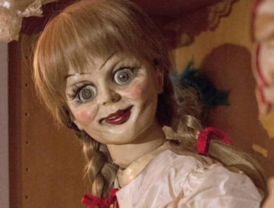 ananatarelli1's tweet photo. Yo riéndome de    / Anabelle atrás mio
los tweets sobre  / escuchando mi risa
       Anabelle          /            de vaca https://t.co/HAZiY0FM1R